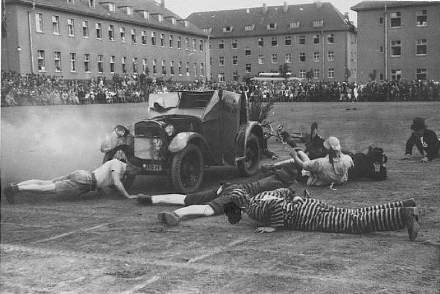 fotos wehrmacht i.r.58 kaserne ausbildung motorrad krad panzer auto manöver